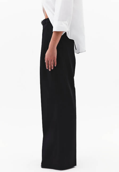 Pantolon ve Cepli Gömlek Kombini