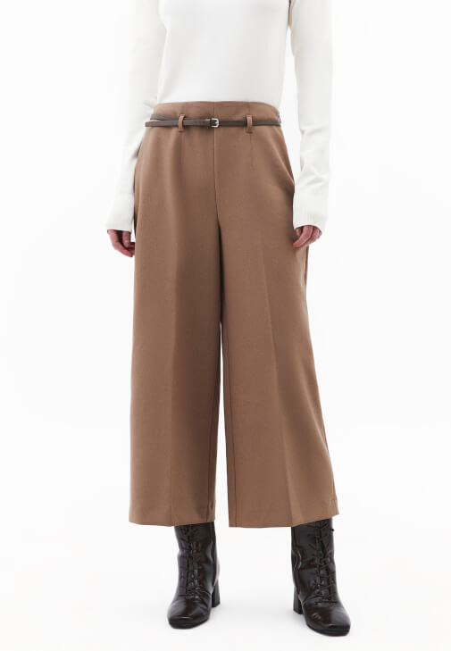 Culotte Pantolon ve Triko Kazak Kombini