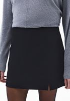 Bayan Siyah Yırtmaçlı Mini Şort Etek