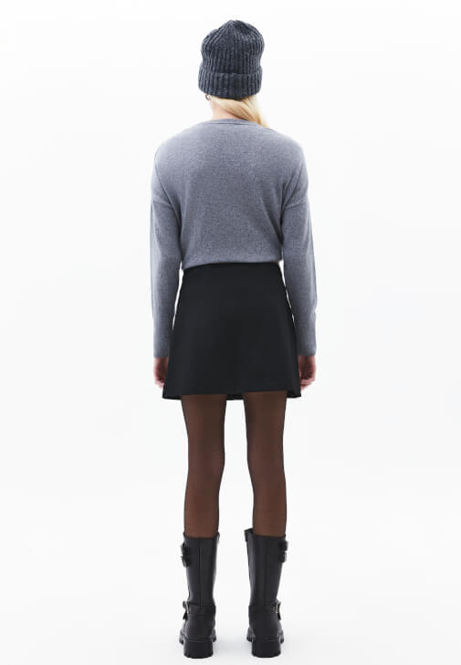 Şort Etek ve Ceket Kombini