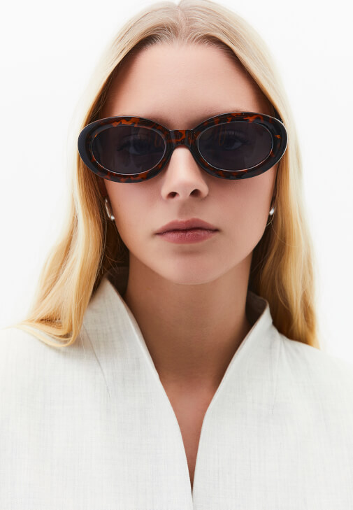 Pileli Yelek ve Uzun Etek Kombini