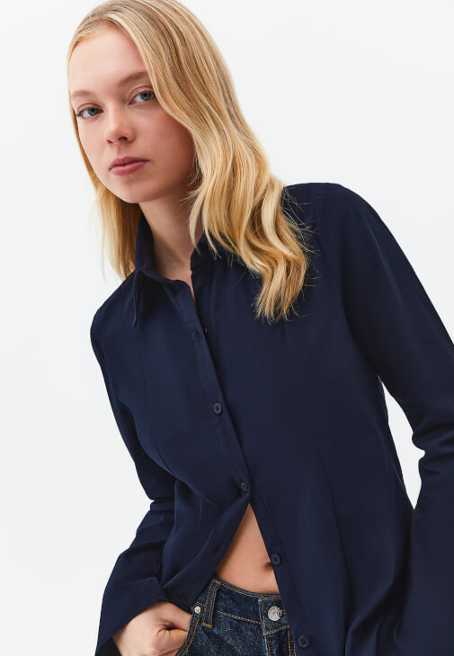 Slim-Fit Gömlek ve Pantolon Kombini