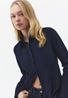 Bayan Lacivert Slim-Fit Gömlek