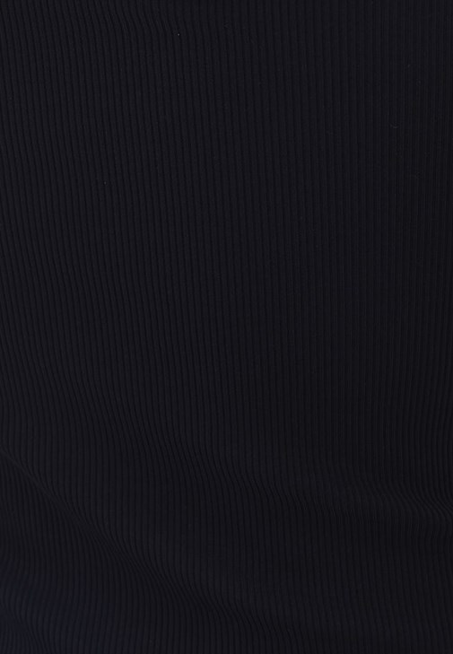 Gül Detaylı Elbise ve Ayakkabı Kombini