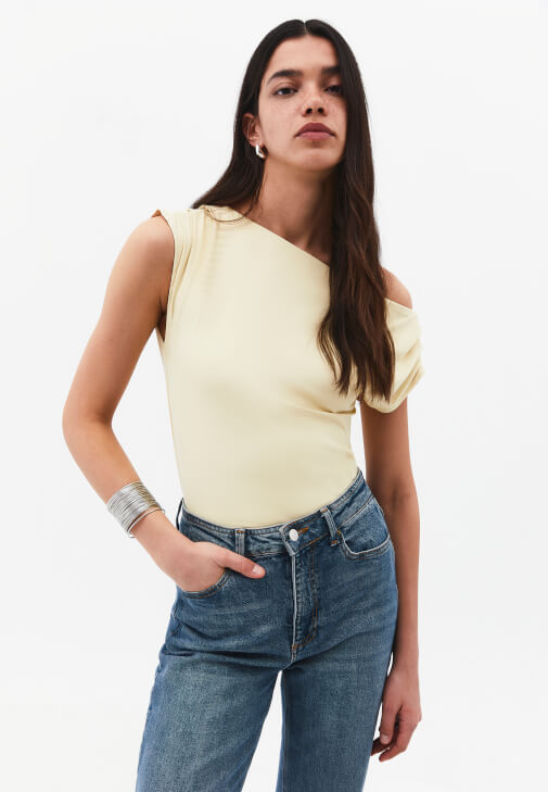 Sarı Bot Yaka Büzgü Detaylı Bluz