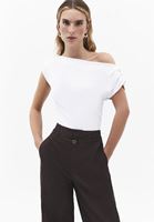 Bayan Beyaz Bot Yaka Büzgü Detaylı Bluz