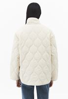 Bayan Bej Loose-Fit Kapitoneli Mont