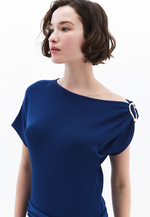 Triko Uzun Elbise ve Topuklu Terlik Kombini