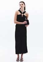 Bayan Siyah Toka Detaylı Atlet