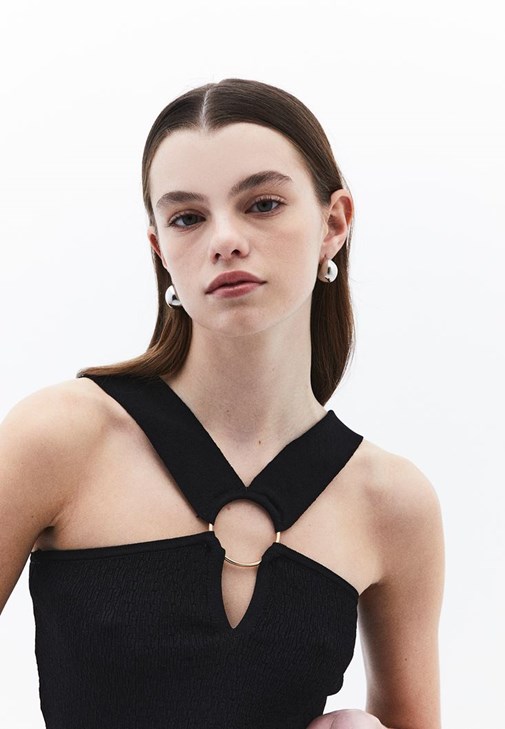 Tokalı Atlet ve Midi Etek Kombini