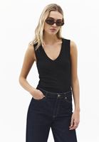 Bayan Siyah V Yaka Atlet