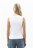 Bayan Beyaz V Yaka Atlet