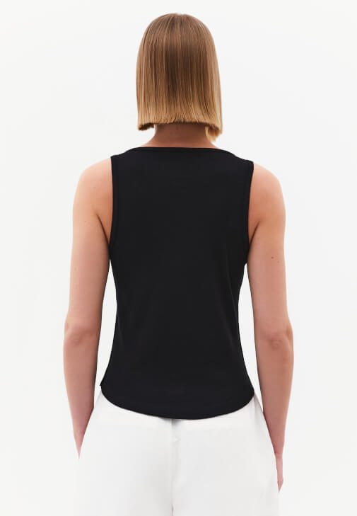 Düğme Detaylı Atlet ve Bermuda Kombini