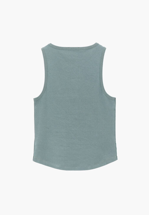 Atlet ve Denim Pantolon Kombini