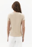 Bayan Bej V Yaka Pamuklu Tişört