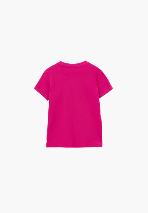 Pamuklu Tişört ve Denim Pantolon Kombini