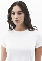 Bayan Beyaz Pamuklu Sıfır Yaka Tişört