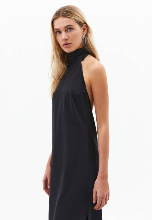 Saten Elbise ve Kürk Kaban Kombini