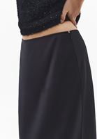 Bayan Siyah Saten Uzun Etek