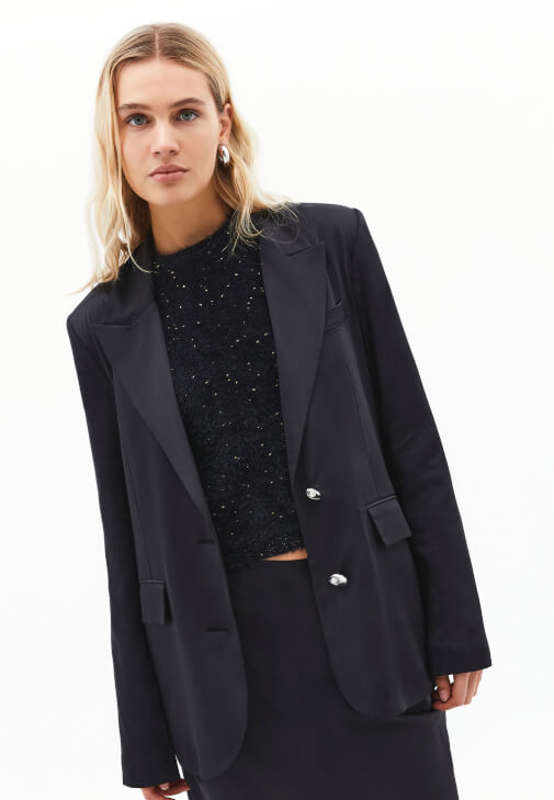 Saten Ceket ve Saten Etek Kombini