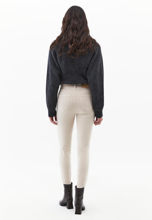 Tencel Pantolon ve Triko Kazak Kombini