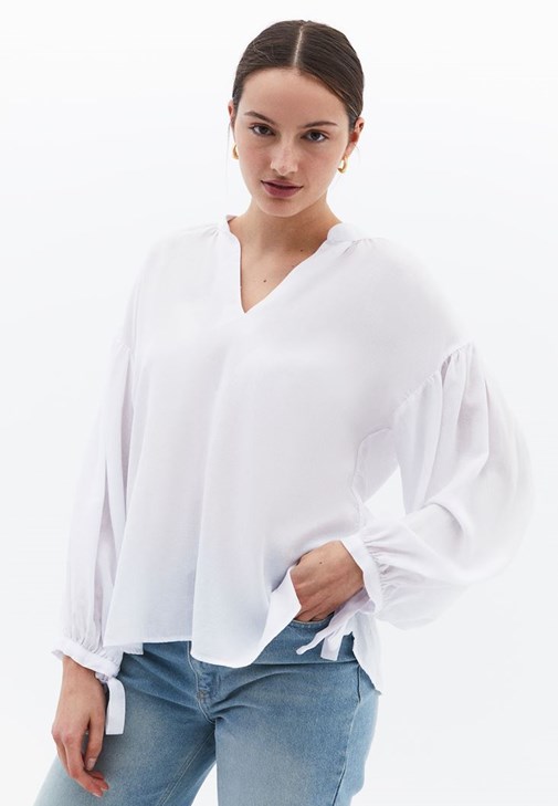 Keten Oversize Bluz ve Wide-Leg Pantolon Kombini