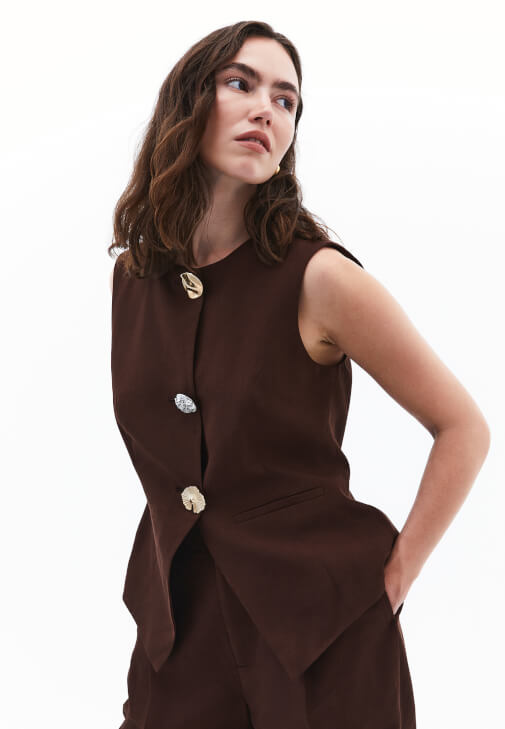 Kahverengi Keten Karışımlı Düğmeli Yelek ( TENCEL™ )