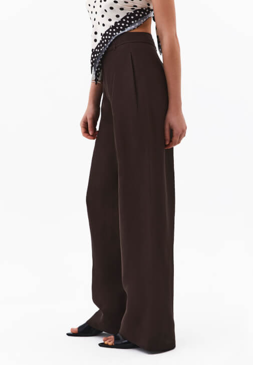 Keten Pantolon ve Fular Kombini