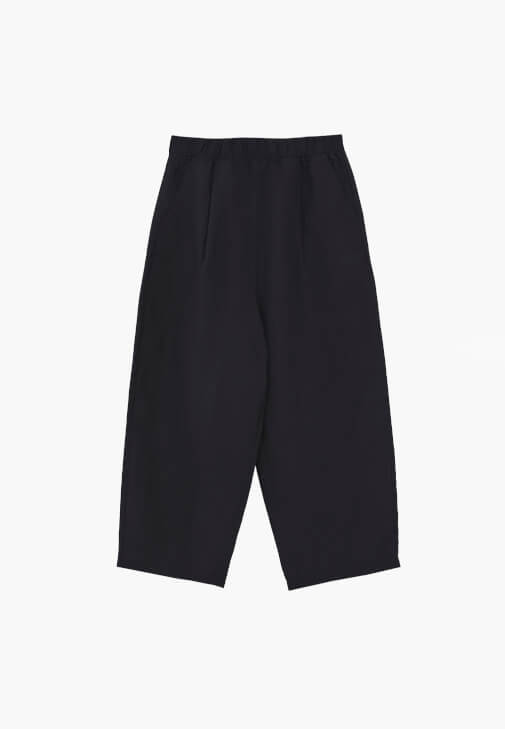 Balon Pantolon ve Atlet Kombini
