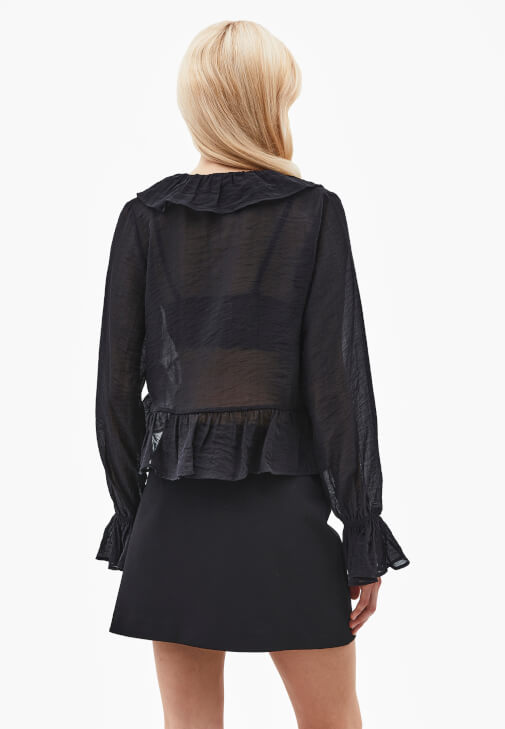 Fırfırlı Bluz ve Mini Etek Kombini