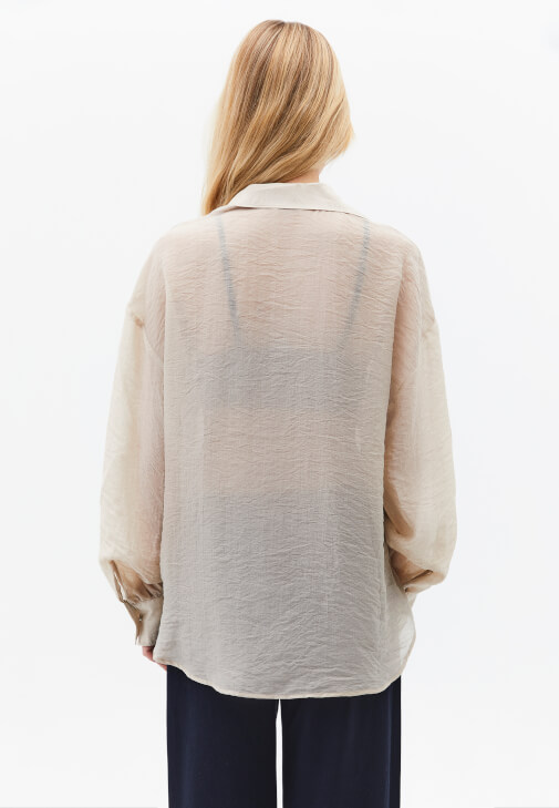 Düğmeli Gömlek ve Pantolon Kombini