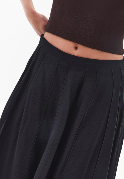 Midi Etek ve Blazer Ceket Kombini