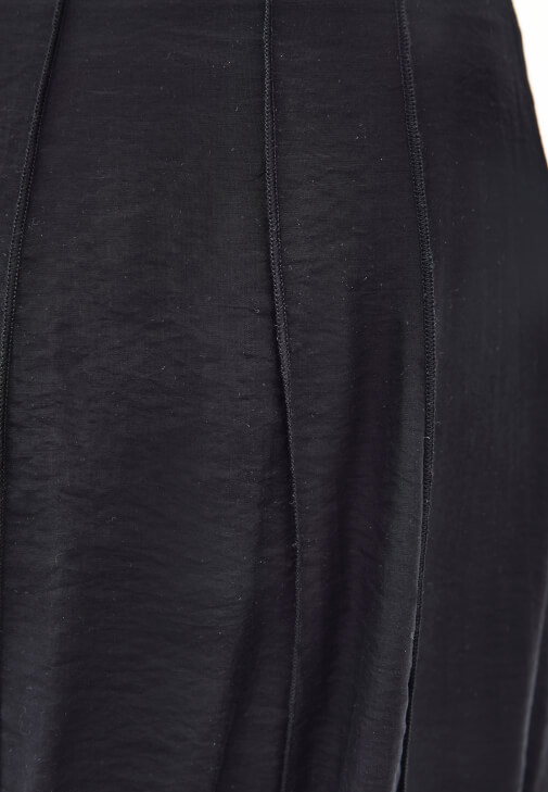 Midi Etek ve Blazer Ceket Kombini