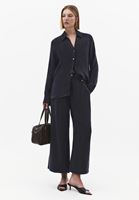 Bayan Lacivert Loose-Fit Gömlek ( TENCEL™ )