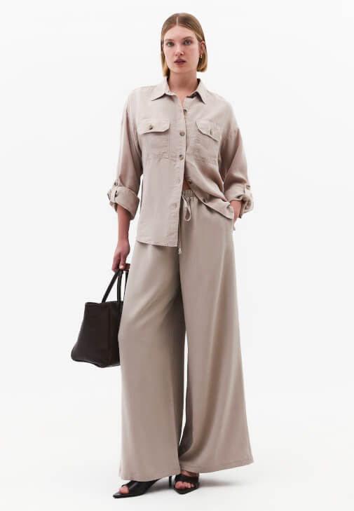 Oversize Gömlek ve Pantolon Kombini