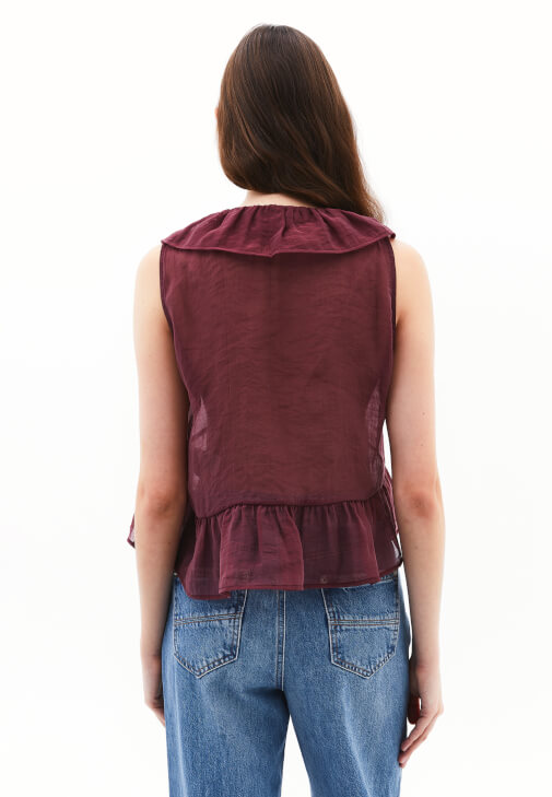 Fırfırlı Bluz ve Bol Paça Denim Pantolon Kombini