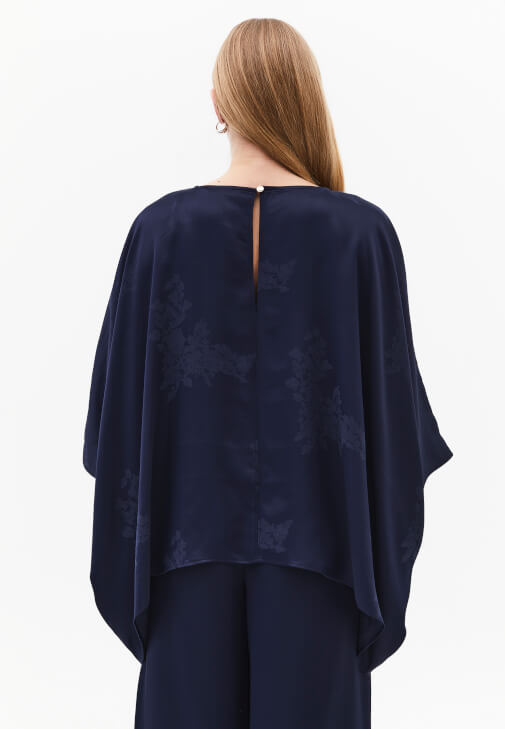 Tencel Bluz ve Straight-Fit Pantolon Kombini