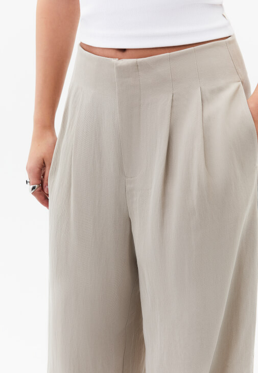 Tencel Pantolon ve Trençkot Kombini