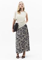 Bayan Krem Toka Detaylı Asimetrik Bluz