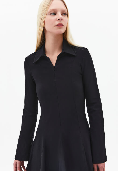 Godeli Elbise ve Ayakkabı Kombini