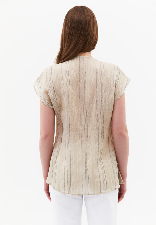 Düğmeli Bluz ve Etek Kombini