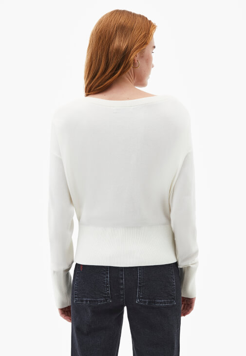 Bot Yaka Kazak ve Ceket Kombini