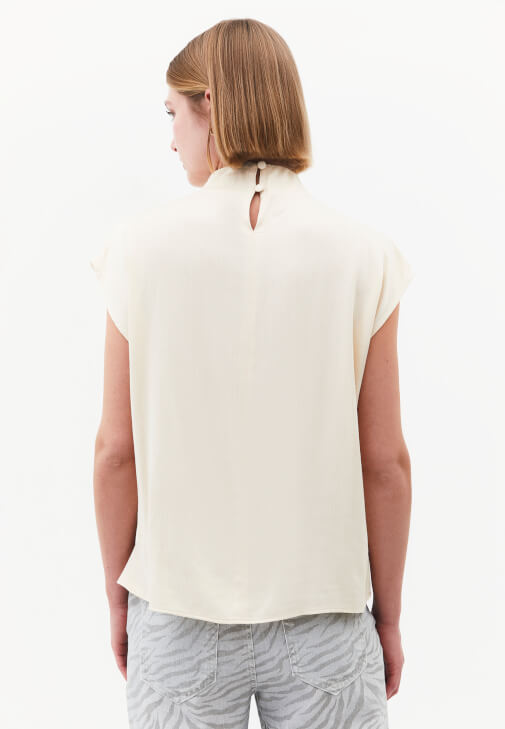 Dökümlü Bluz ve Pantolon Kombini