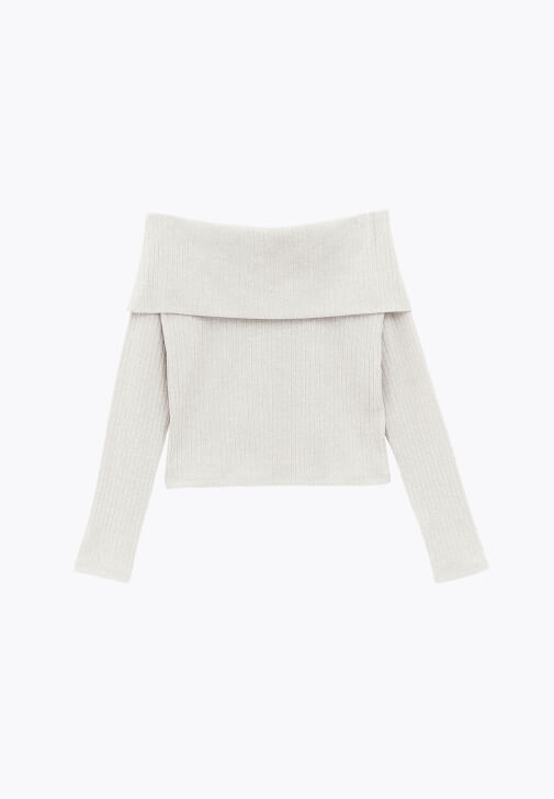 Off-Shoulder Kazak ve Orta Bel Denim Kombini