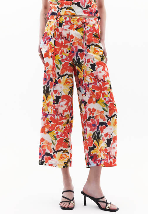 Culotte Pantolon ve Atlet Kombini