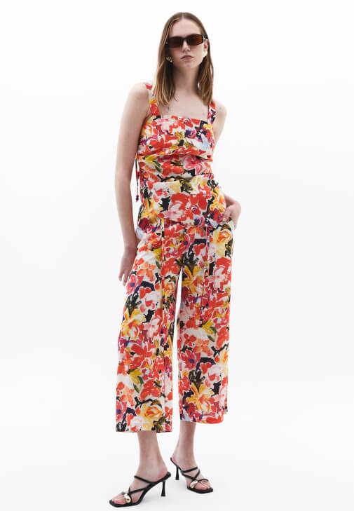 Askılı Atlet ve Culotte Pantolon Kombini