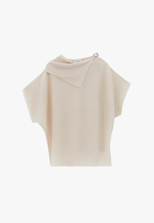 Transparan Bluz ve Kick Flare Denim Kombini