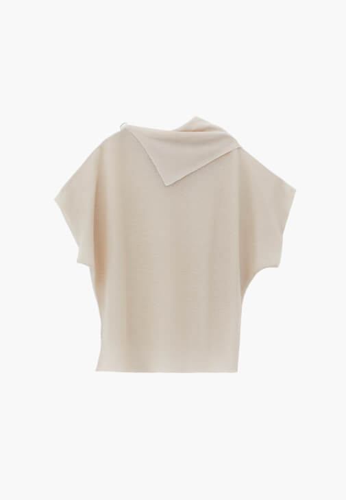 Transparan Bluz ve Kick Flare Denim Kombini