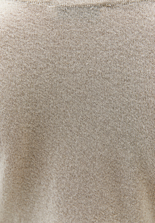 Büzgü Detaylı Elbise ve Topuklu Terlik Kombini