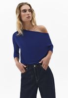 Bayan Mavi Asimetrik Yaka Tişört